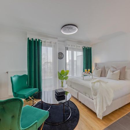Cinema Moon Luxury - Gare 3Min - Proche Paris Daire Massy  Dış mekan fotoğraf