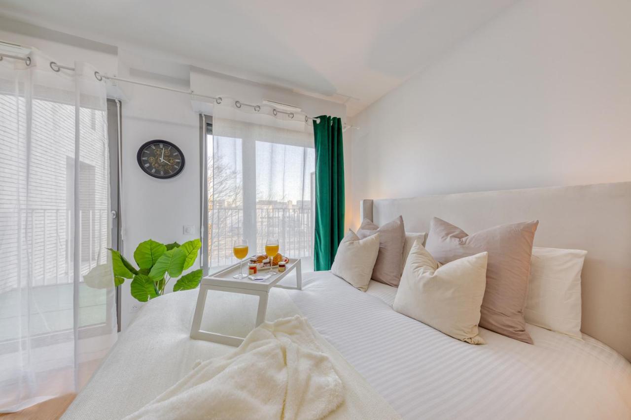 Cinema Moon Luxury - Gare 3Min - Proche Paris Daire Massy  Dış mekan fotoğraf